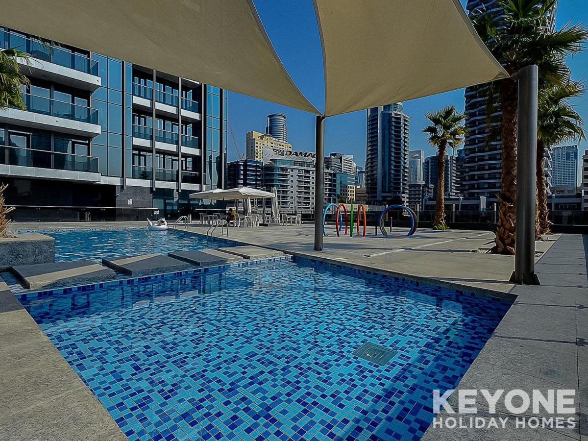 Ferienwohnung KeyOne - 1BR in Sparkle Tower Dubai Exterior foto